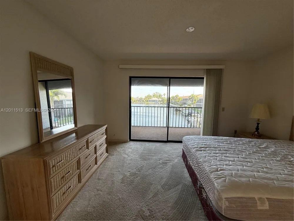 123 SW 47TH TER ##201 Cape Coral, FL 33914