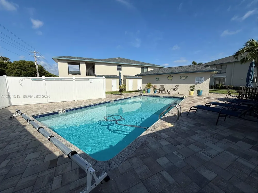 123 SW 47TH TER ##201 Cape Coral, FL 33914
