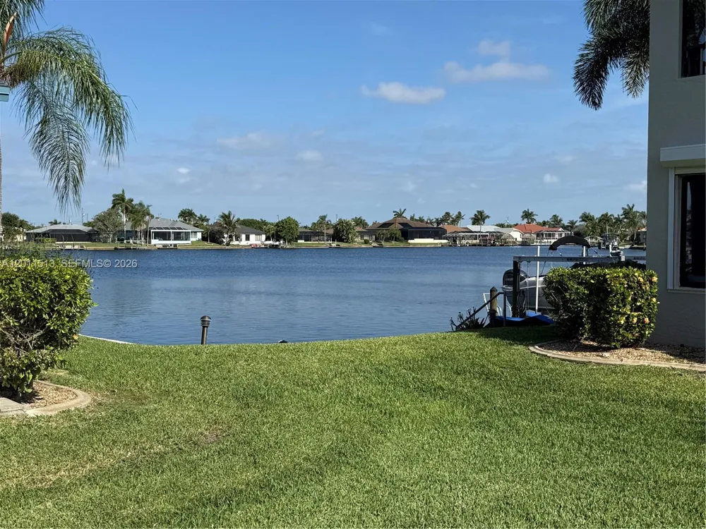 123 SW 47TH TER ##201 Cape Coral, FL 33914