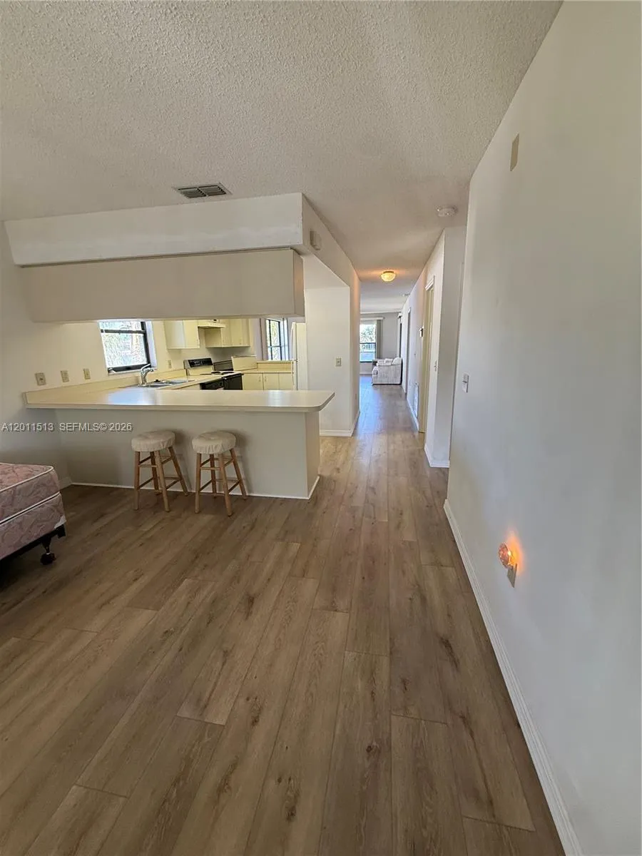 123 SW 47TH TER ##201 Cape Coral, FL 33914