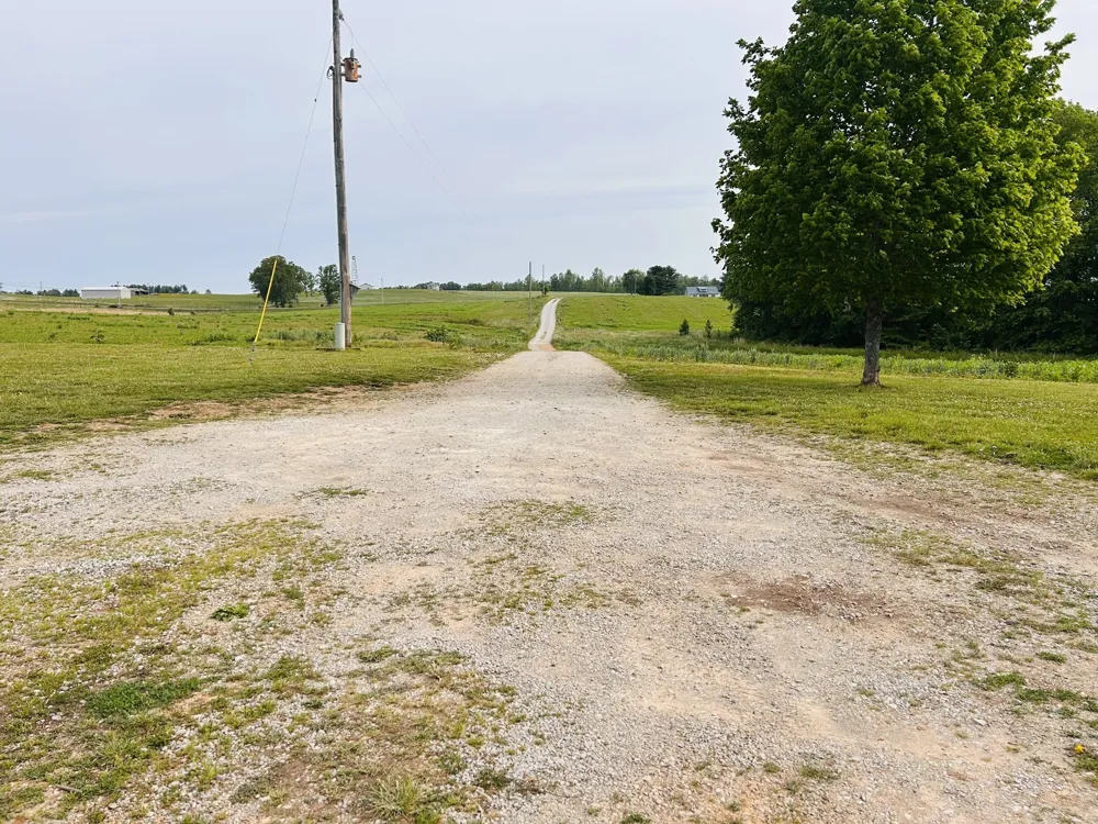 235 Breezy Knoll Ln Morrison, TN 37357