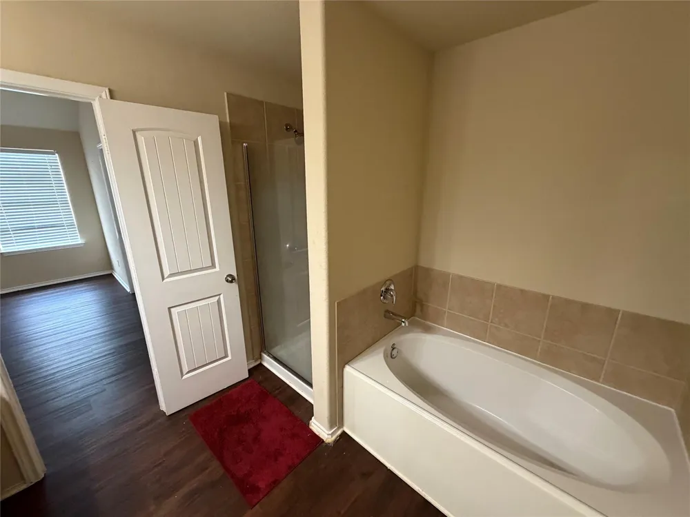 18436 Cloudmore Lane Elgin, TX 78621