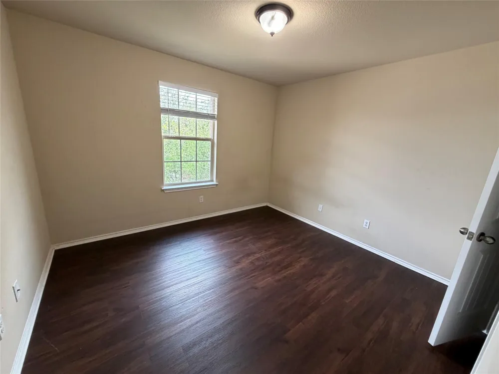 18436 Cloudmore Lane Elgin, TX 78621