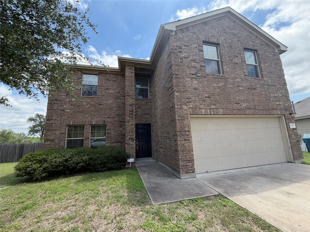 18436 Cloudmore Lane Elgin, TX 78621