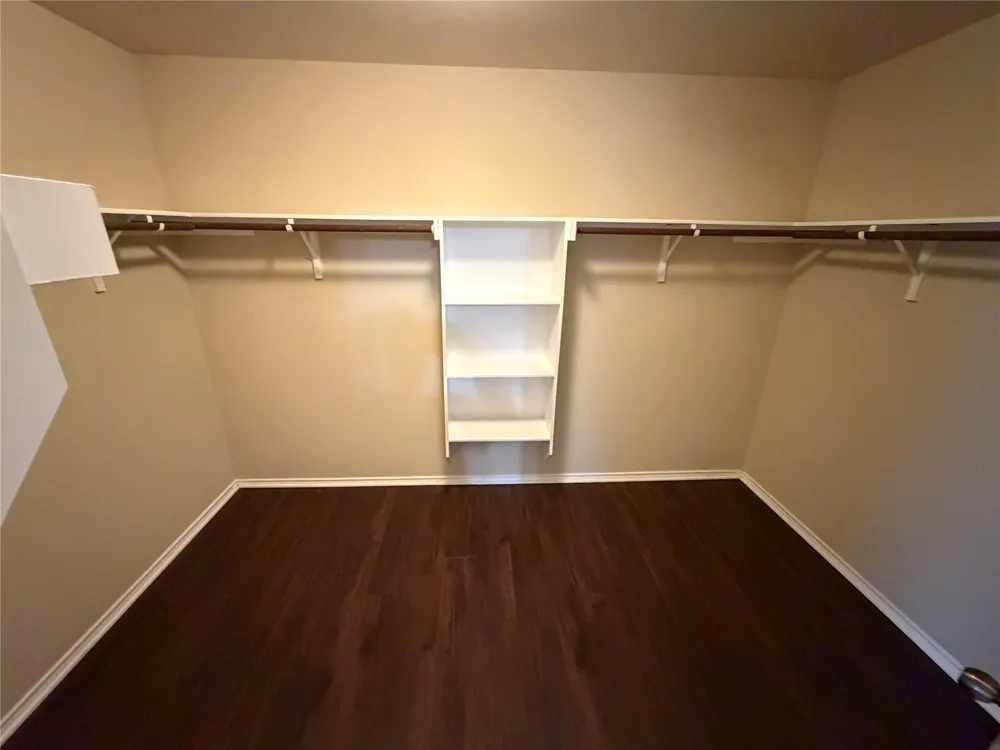 18436 Cloudmore Lane Elgin, TX 78621