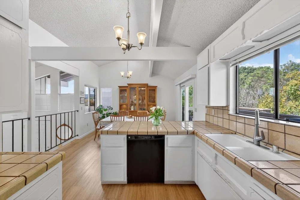 300 Columbia Street Santa Cruz, CA 95060