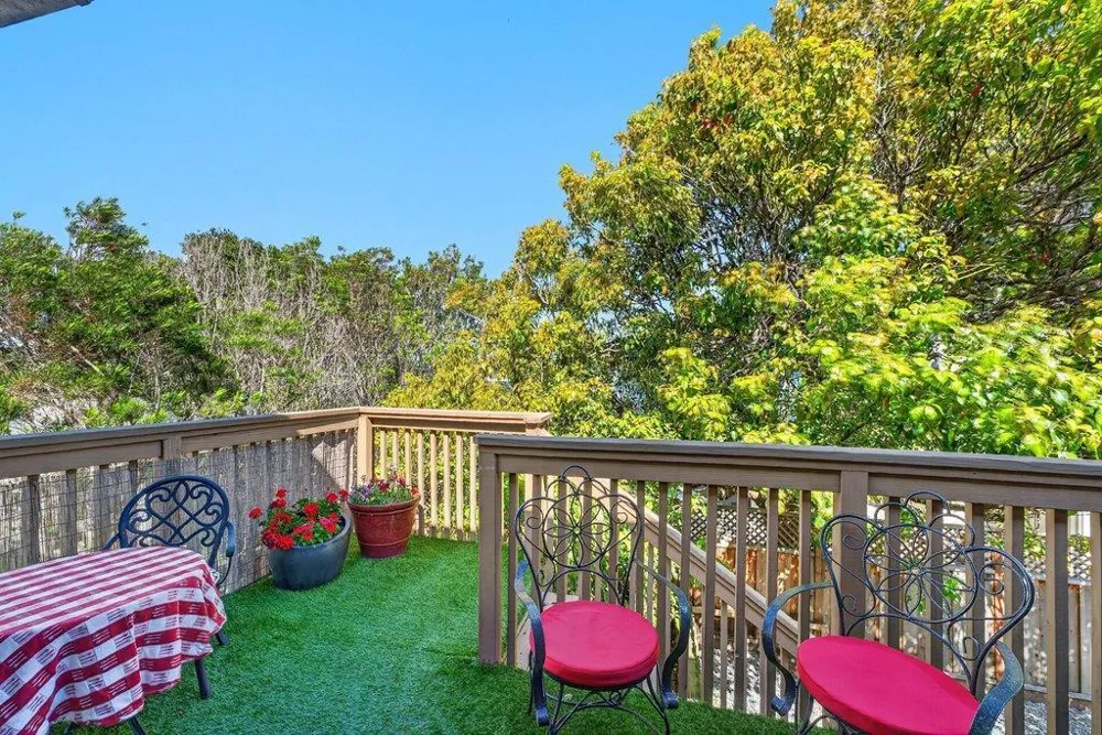300 Columbia Street Santa Cruz, CA 95060
