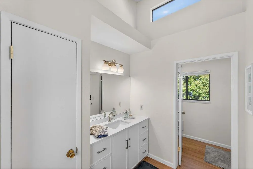 300 Columbia Street Santa Cruz, CA 95060