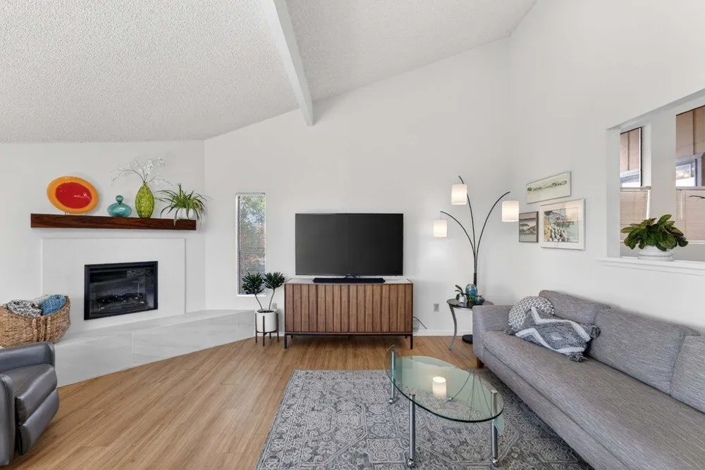 300 Columbia Street Santa Cruz, CA 95060