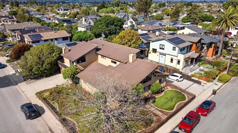 300 Columbia Street Santa Cruz, CA 95060