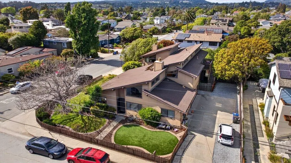 300 Columbia Street Santa Cruz, CA 95060