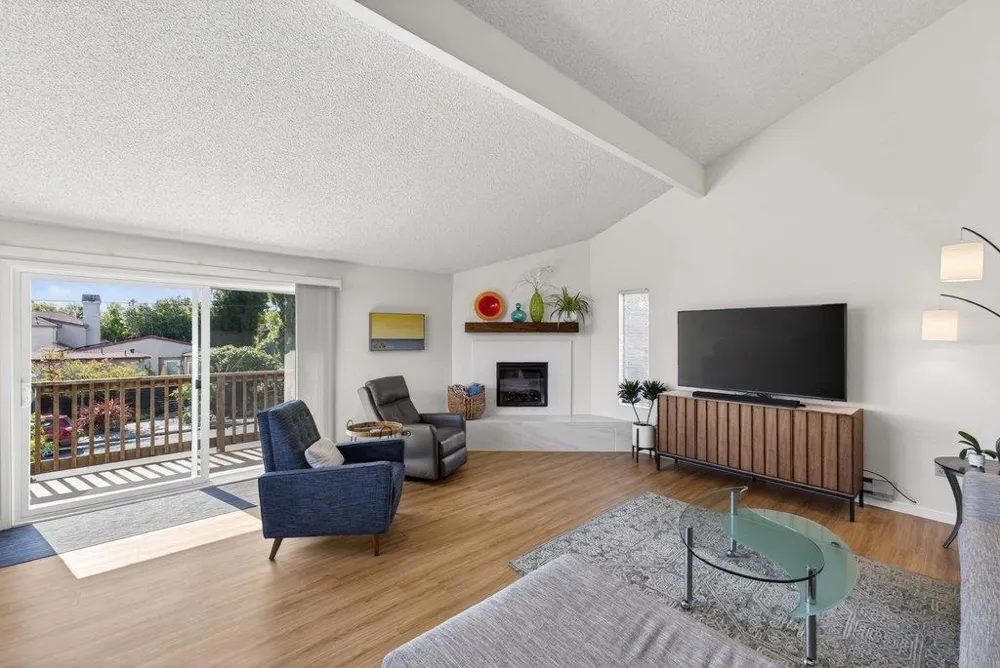 300 Columbia Street Santa Cruz, CA 95060