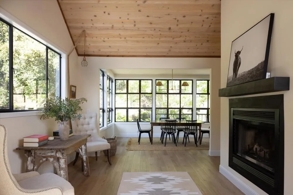 31315 Via La Naranga Carmel Valley, CA 93924