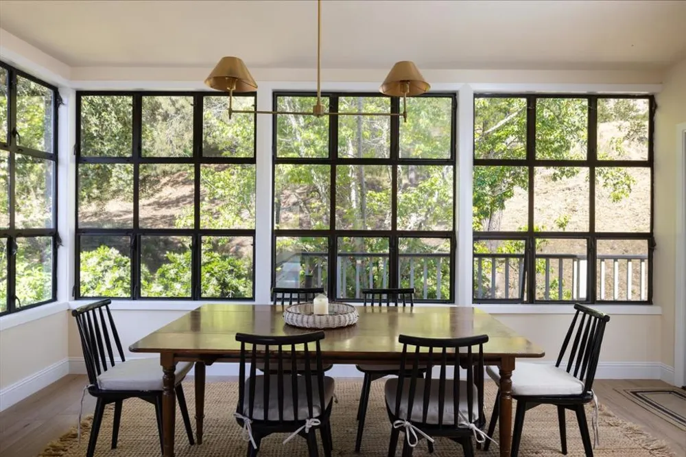 31315 Via La Naranga Carmel Valley, CA 93924