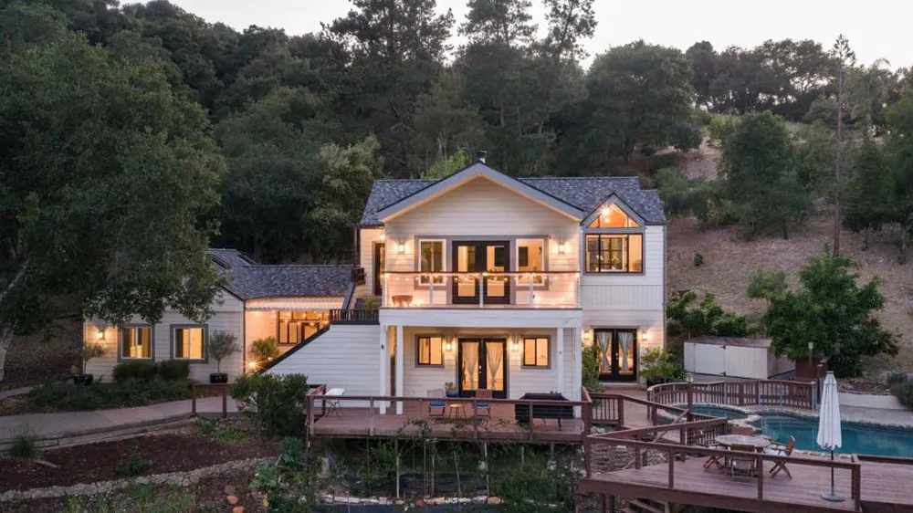 31315 Via La Naranga Carmel Valley, CA 93924