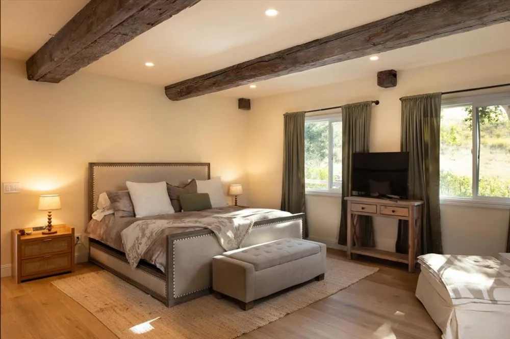 31315 Via La Naranga Carmel Valley, CA 93924