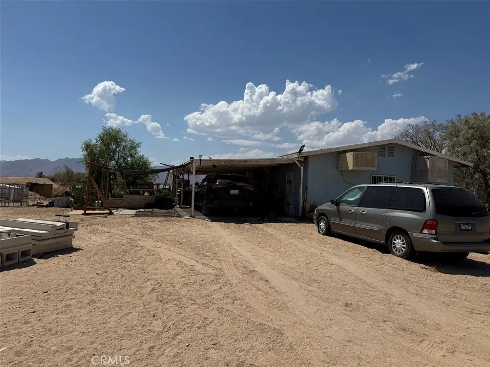 41455 Coventry Newberry Springs, CA 92365
