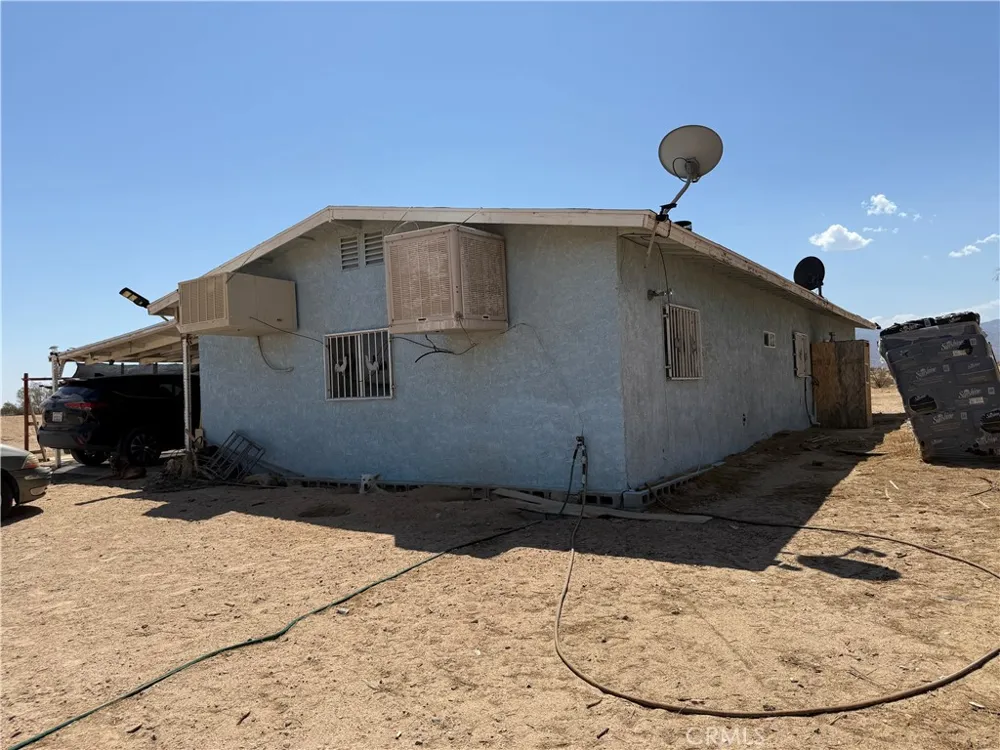 41455 Coventry Newberry Springs, CA 92365