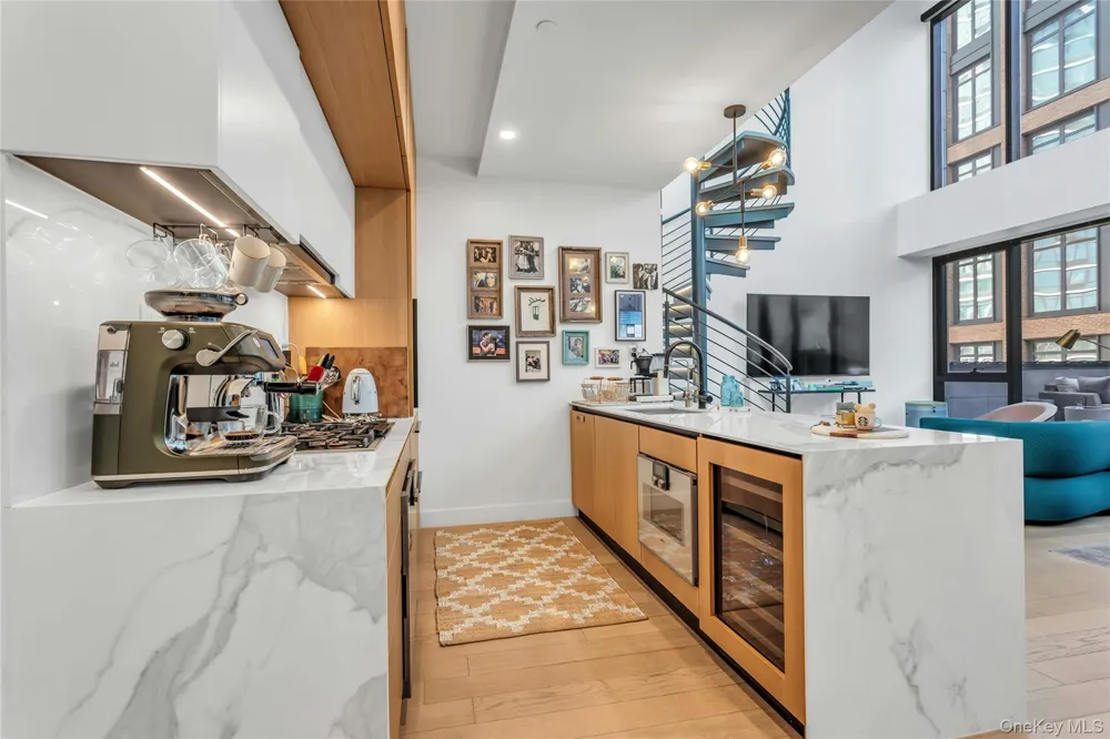 4507 Court Square #11A Long Island City, NY 11101
