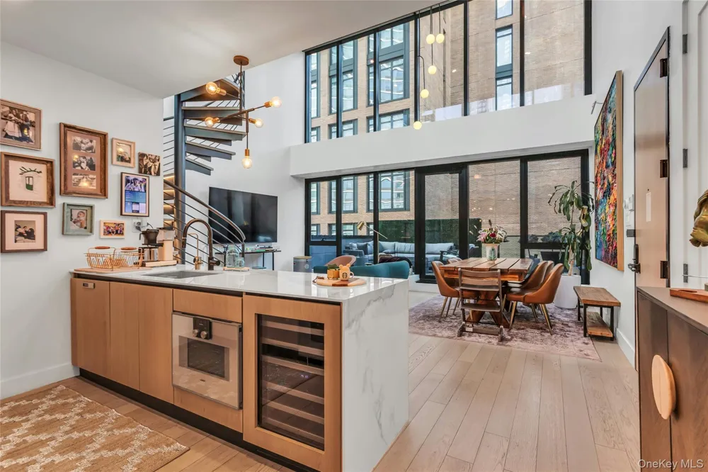 4507 Court Square #11A Long Island City, NY 11101