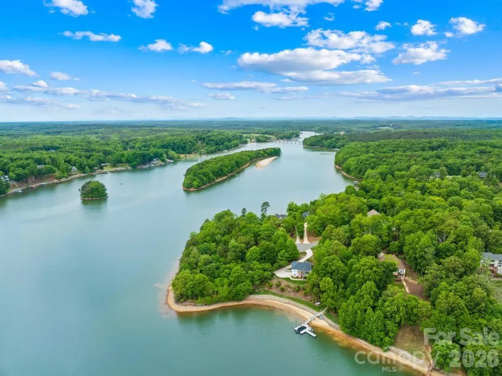 265 S Harbor Watch Drive Statesville, NC 28677