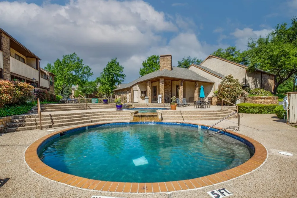2100 Rainbow Drive #4111 Arlington, TX 76011
