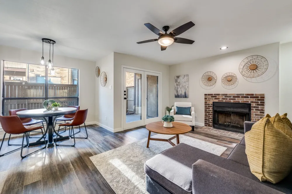 2100 Rainbow Drive #4111 Arlington, TX 76011