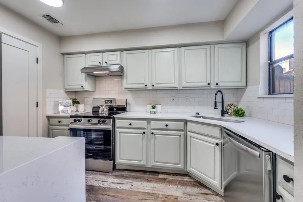 2100 Rainbow Drive #4111 Arlington, TX 76011