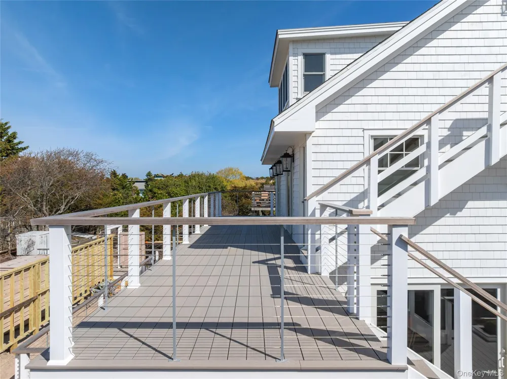 105 Clipper Road Corneille Estates, NY 11770