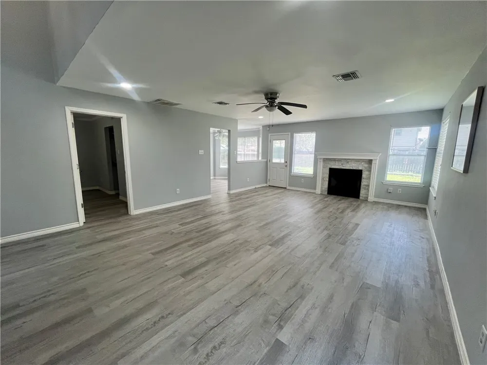 3034 Twin Creek Drive Corpus Christi, TX 78414