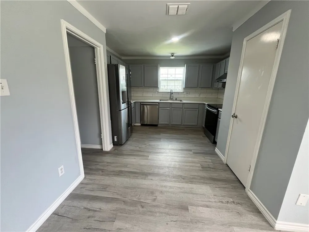 3034 Twin Creek Drive Corpus Christi, TX 78414