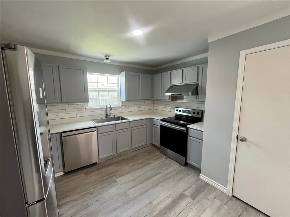3034 Twin Creek Drive Corpus Christi, TX 78414