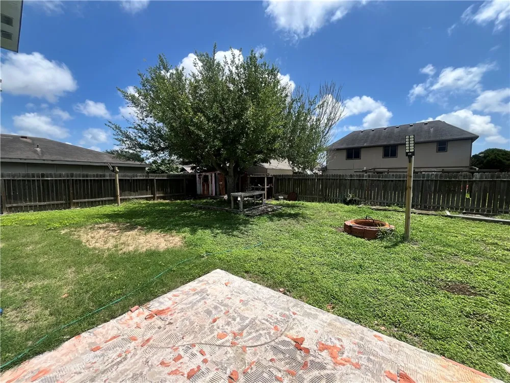 3034 Twin Creek Drive Corpus Christi, TX 78414