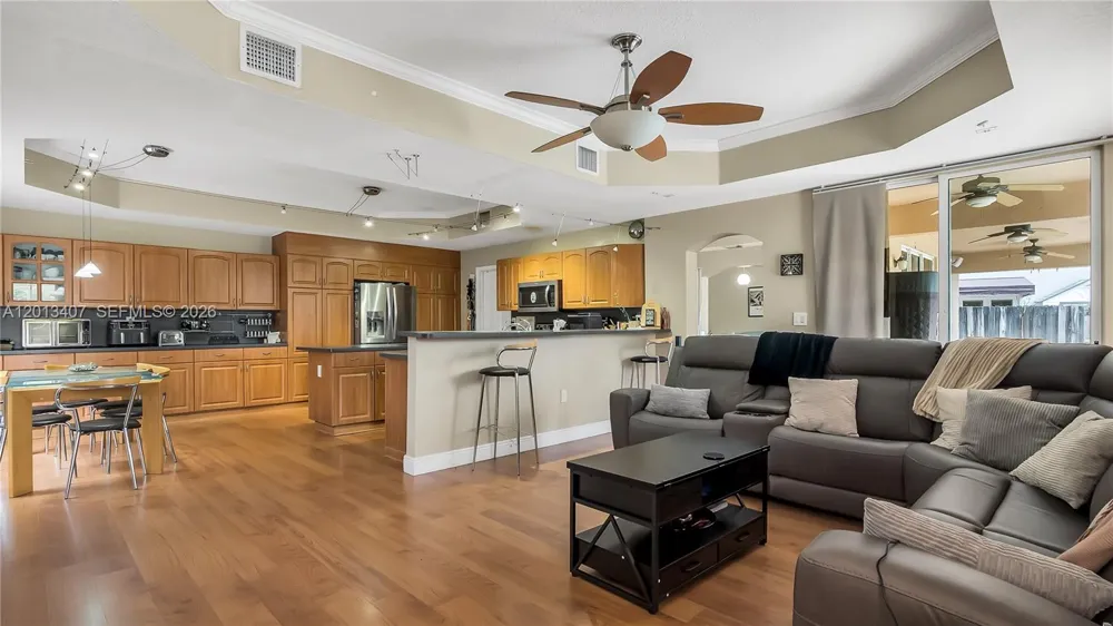 16101 NW 79th Ct Miami Lakes, FL 33016