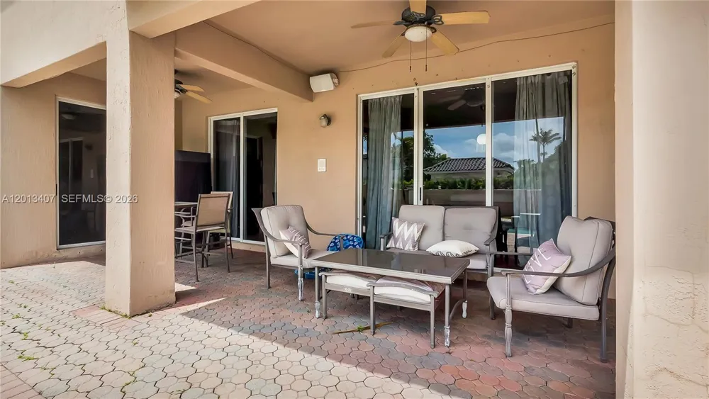 16101 NW 79th Ct Miami Lakes, FL 33016