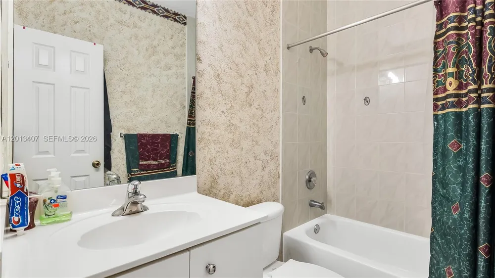16101 NW 79th Ct Miami Lakes, FL 33016