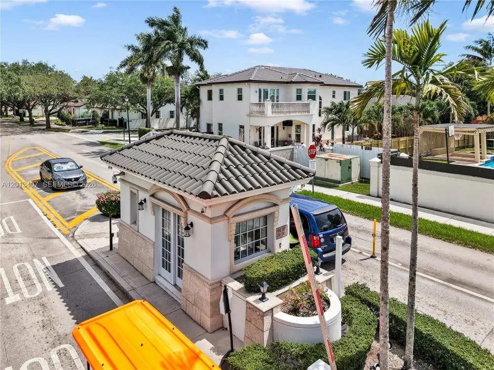 16101 NW 79th Ct Miami Lakes, FL 33016