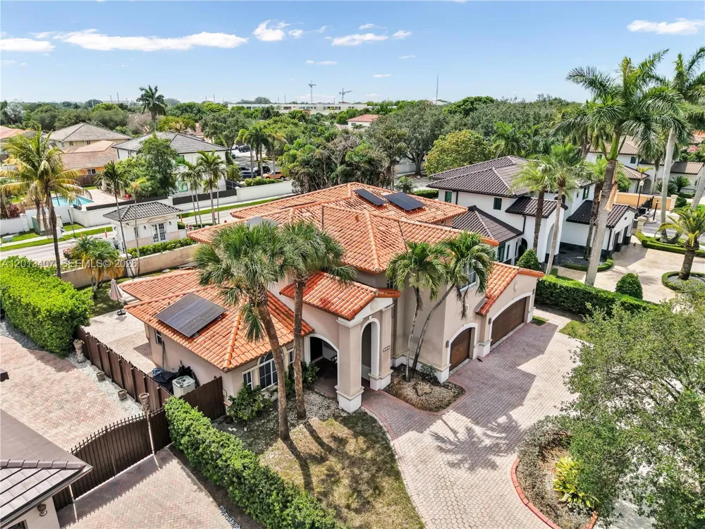 16101 NW 79th Ct Miami Lakes, FL 33016