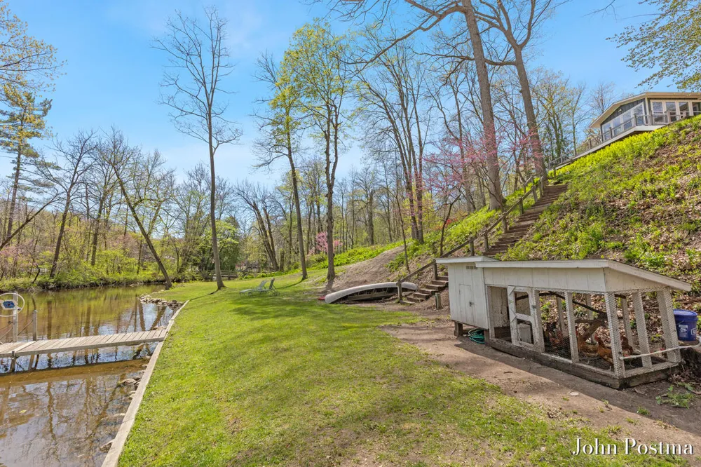 7314 Thornapple Park Drive SE Cascade Charter Township, MI 49546