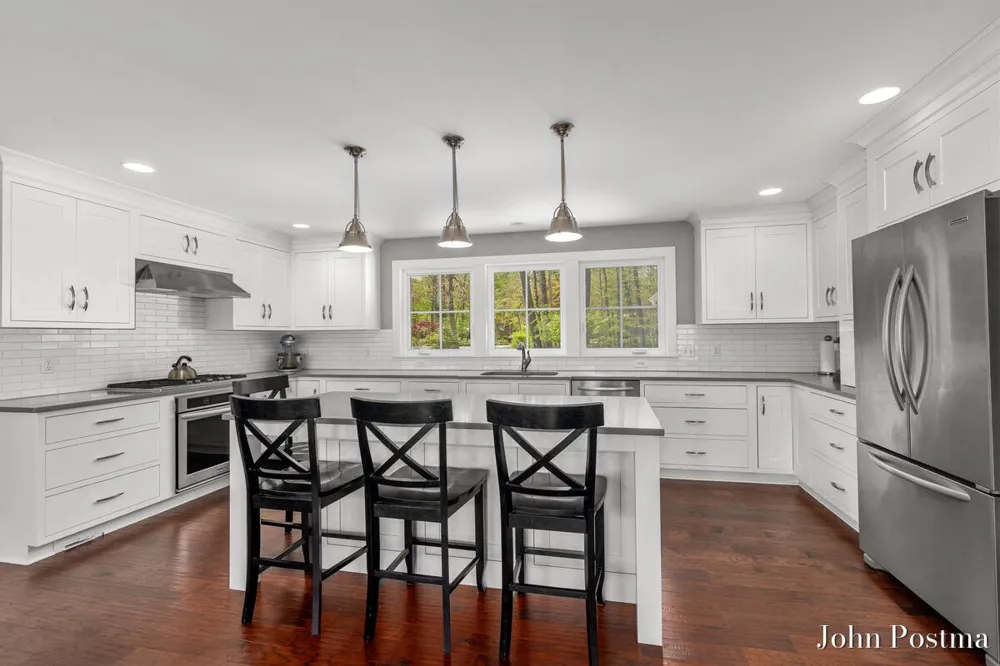 7314 Thornapple Park Drive SE Cascade Charter Township, MI 49546
