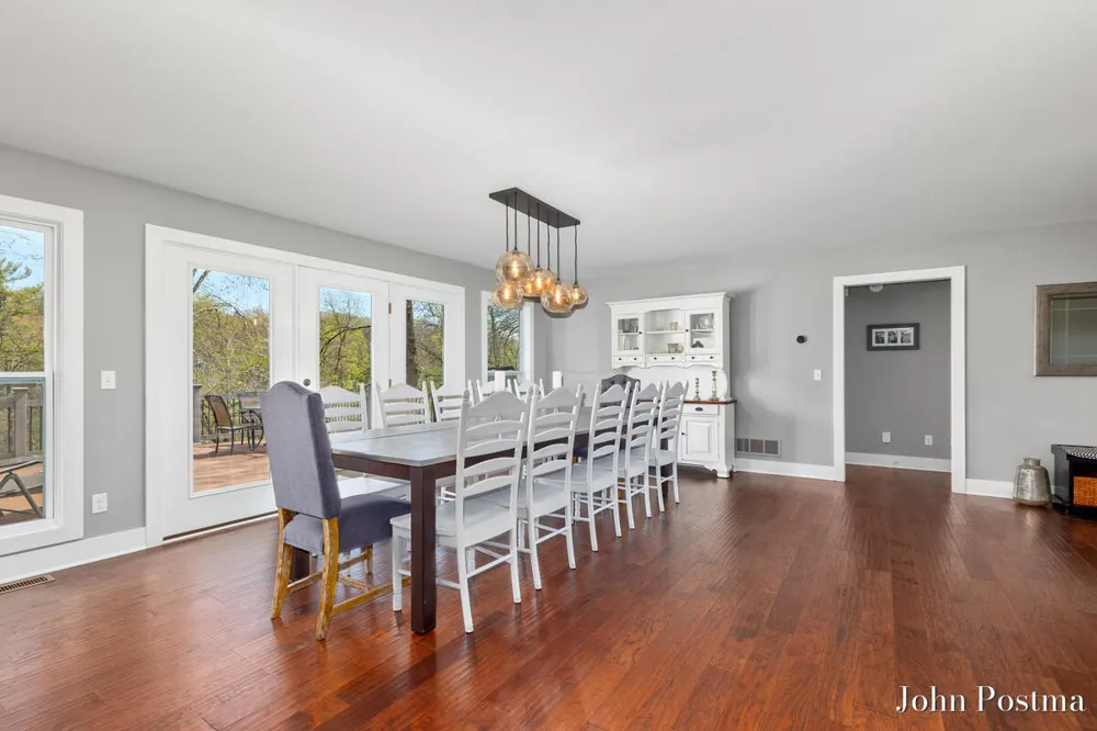 7314 Thornapple Park Drive SE Cascade Charter Township, MI 49546