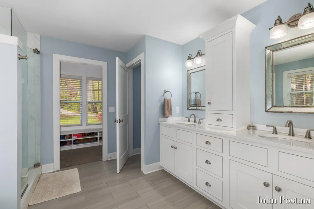 7314 Thornapple Park Drive SE Cascade Charter Township, MI 49546
