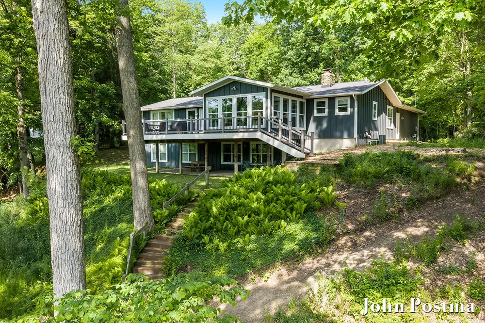 7314 Thornapple Park Drive SE Cascade Charter Township, MI 49546