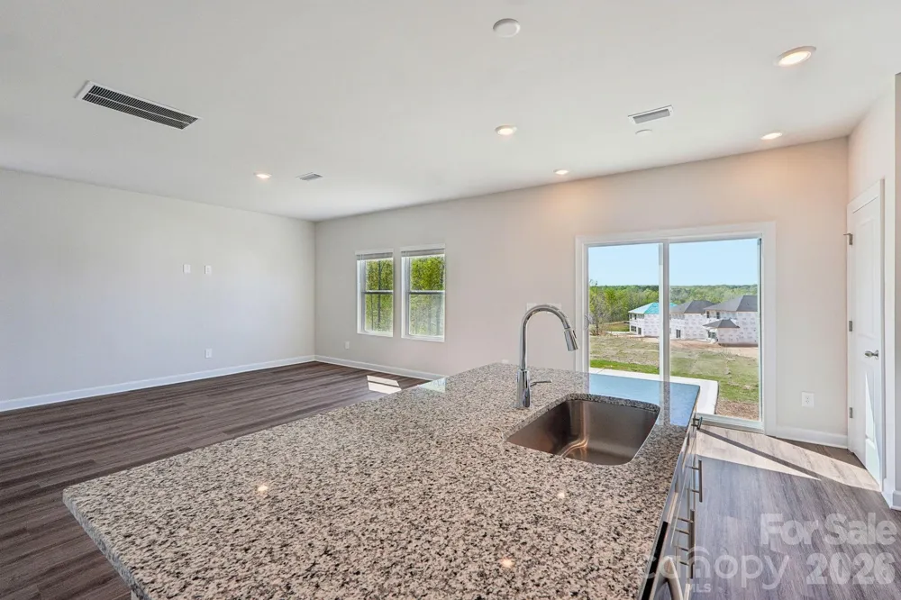 5511 Chambray Terrace Cherryville, NC 28021