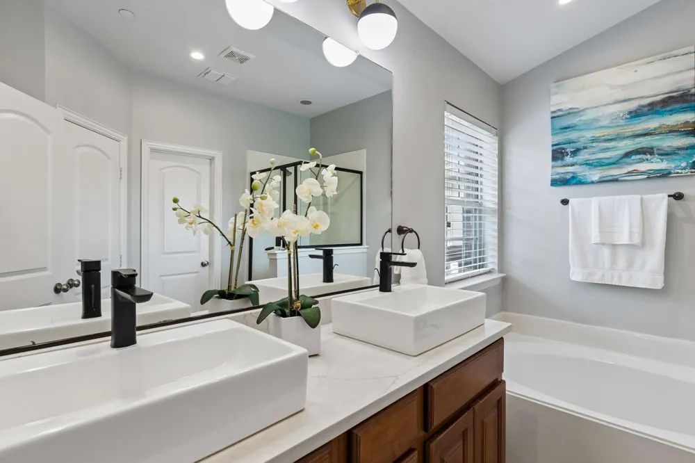 2654 Chambers Drive Lewisville, TX 75067