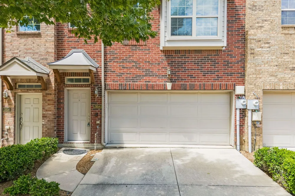 2654 Chambers Drive Lewisville, TX 75067
