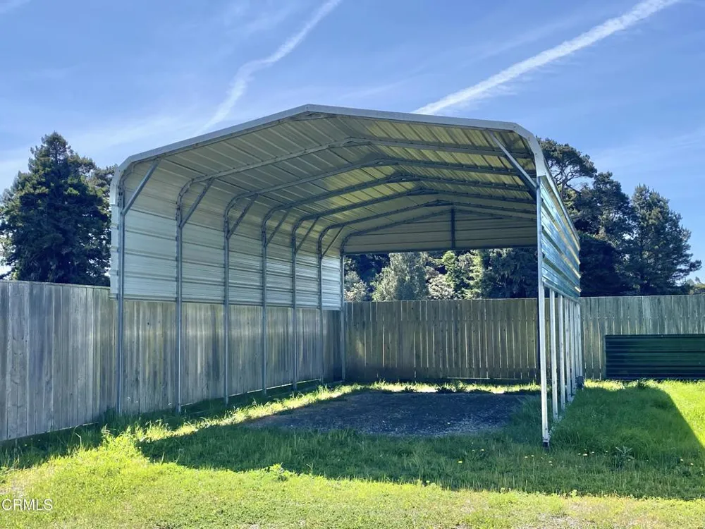 31945 Johnson Lane Fort Bragg, CA 95437