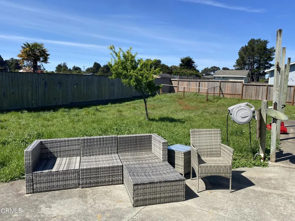31945 Johnson Lane Fort Bragg, CA 95437