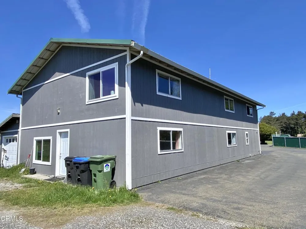 31945 Johnson Lane Fort Bragg, CA 95437