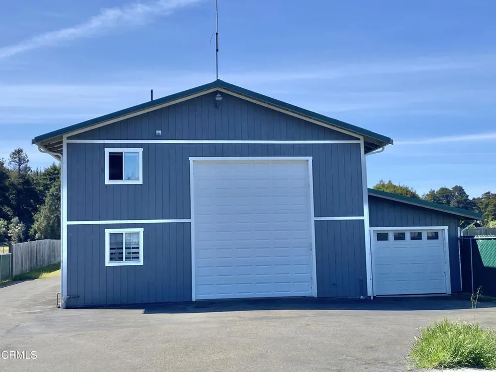 31945 Johnson Lane Fort Bragg, CA 95437